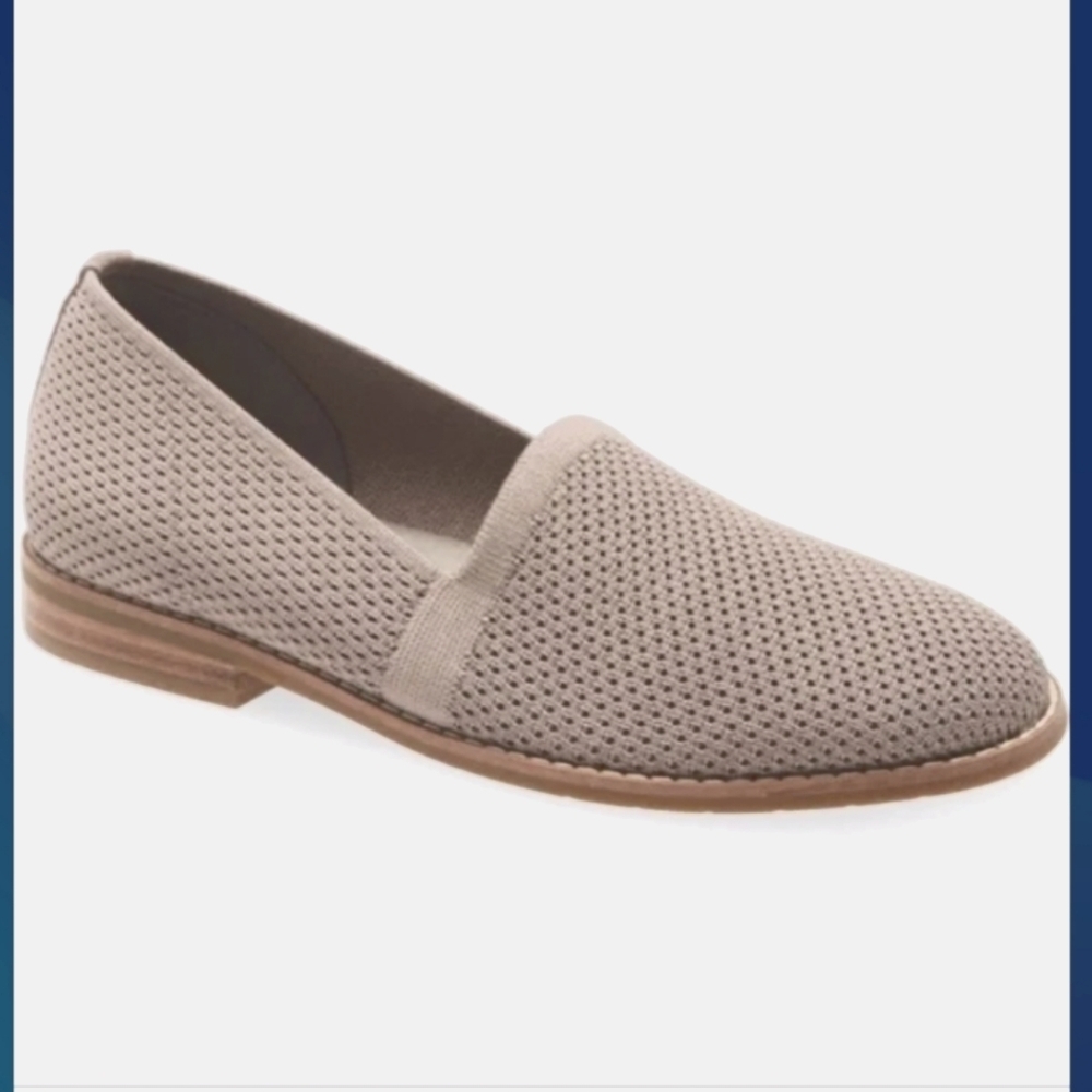 Eileen Fisher (Size 8) Beige Demi Recycled Stretch Knit Slip-on Flat Loafers